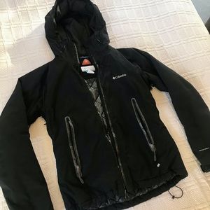 Women’s Columbia omni-heat insulated jacket. Waterproof. Size small.